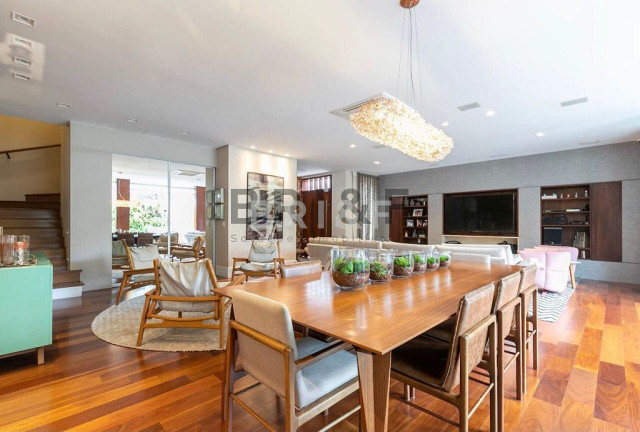 Imagem Casa com 4 Quartos à Venda, 819 m² em Jardim Cordeiro - São Paulo