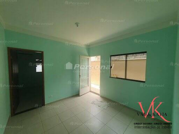 Imagem Casa com 3 Quartos à Venda,  em Jardim Sonia Maria - Taubaté