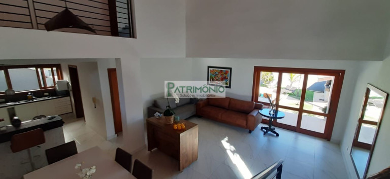 Imagem Casa com 3 Quartos à Venda, 243 m² em Estância Das Flores - Jaguariúna