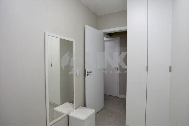 Imagem Apartamento com 3 Quartos à Venda, 66 m² em Vila Ipiranga - Porto Alegre Imagem Apartamento com 3 Quartos à Venda, 66 m² em Vila Ipiranga - Porto Alegre