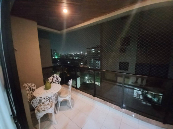 Apartamento com 3 Quartos à Venda, 138 m² em Embaré - Santos