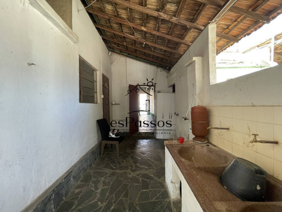 Imagem Casa com 3 Quartos à Venda, 910 m² em Centro - Florestal