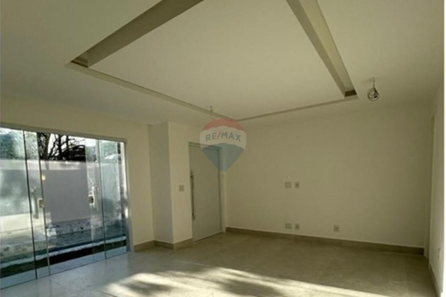 Imagem Casa com 4 Quartos à Venda, 220 m² em Vargem Pequena - Rio De Janeiro Imagem Casa com 4 Quartos à Venda, 220 m² em Vargem Pequena - Rio De Janeiro