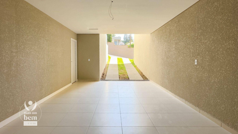 Imagem Sobrado com 3 Quartos à Venda, 244 m² em Campo Comprido - Curitiba Imagem Sobrado com 3 Quartos à Venda, 244 m² em Campo Comprido - Curitiba