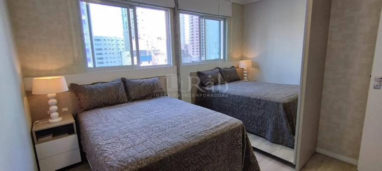 Imagem Apartamento com 3 Quartos à Venda, 130 m² em Centro - Balneário Camboriú Imagem Apartamento com 3 Quartos à Venda, 130 m² em Centro - Balneário Camboriú
