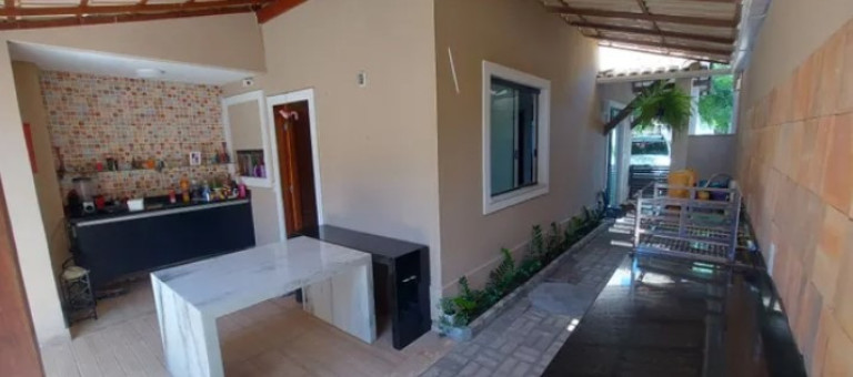 Casa com 2 Quartos à Venda, 100 m² em Centro - Camaçari