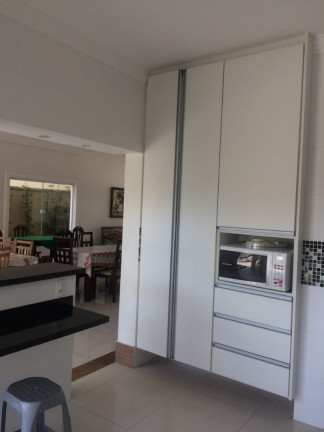 Imagem Imóvel com 6 Quartos à Venda, 350 m² em Balneário Praia Do Pernambuco - Guarujá Imagem Imóvel com 6 Quartos à Venda, 350 m² em Balneário Praia Do Pernambuco - Guarujá