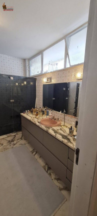 Imagem Casa com 4 Quartos à Venda, 420 m² em Moema - São Paulo