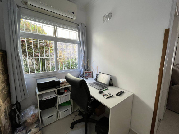 Imagem Casa com 3 Quartos à Venda,  em Macuco - Santos