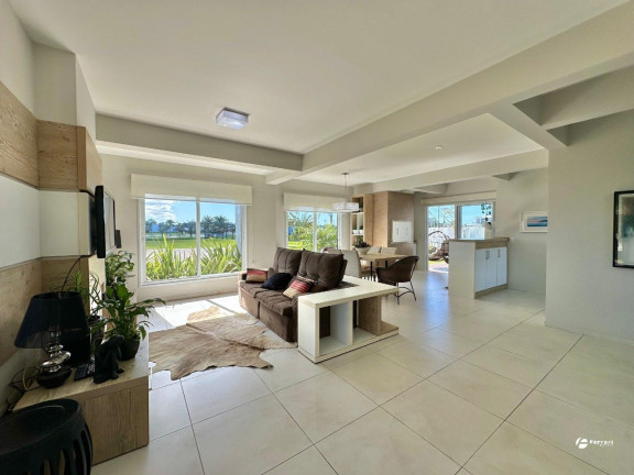 Imagem Casa de Condomínio com 3 Quartos à Venda, 260 m² em Dubai - Capão Da Canoa Imagem Casa de Condomínio com 3 Quartos à Venda, 260 m² em Dubai - Capão Da Canoa