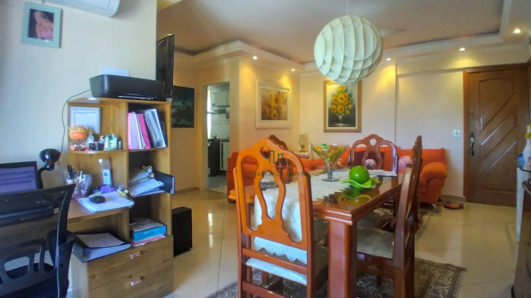 Imagem Apartamento com 2 Quartos à Venda, 142 m² em Centro - Niterói Imagem Apartamento com 2 Quartos à Venda, 142 m² em Centro - Niterói