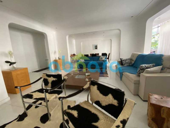 Imagem Apartamento com 4 Quartos à Venda, 271 m² em Copacabana - Rio De Janeiro Imagem Apartamento com 4 Quartos à Venda, 271 m² em Copacabana - Rio De Janeiro