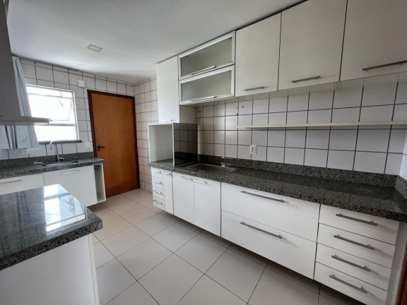 Imagem Apartamento com 4 Quartos à Venda,  em Jóquei - Teresina
