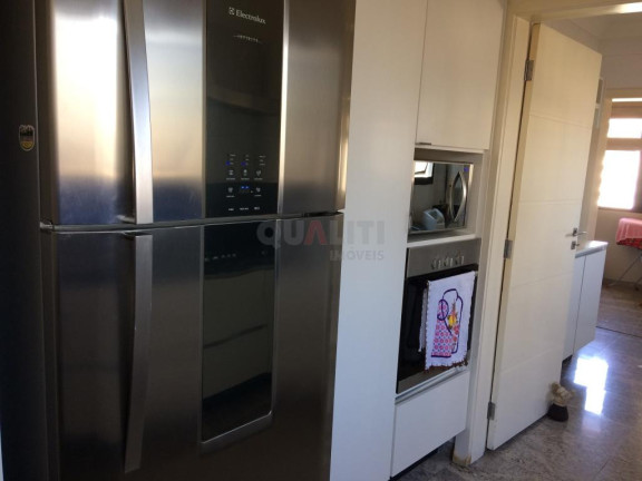 Imagem Apartamento com 4 Quartos à Venda, 210 m² em Moema - São Paulo