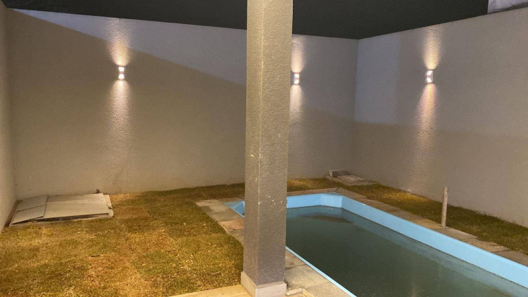 Imagem Casa de Condomínio com 3 Quartos à Venda, 130 m² em Villas Do Jaguari - Santana De Parnaíba Imagem Casa de Condomínio com 3 Quartos à Venda, 130 m² em Villas Do Jaguari - Santana De Parnaíba