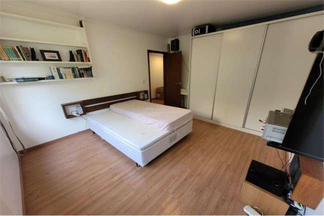 Imagem Imóvel com 3 Quartos à Venda,  em Moinhos De Vento - Porto Alegre