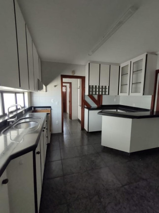 Imagem Apartamento com 3 Quartos à Venda, 216 m² em Agronômica - Florianópolis Imagem Apartamento com 3 Quartos à Venda, 216 m² em Agronômica - Florianópolis