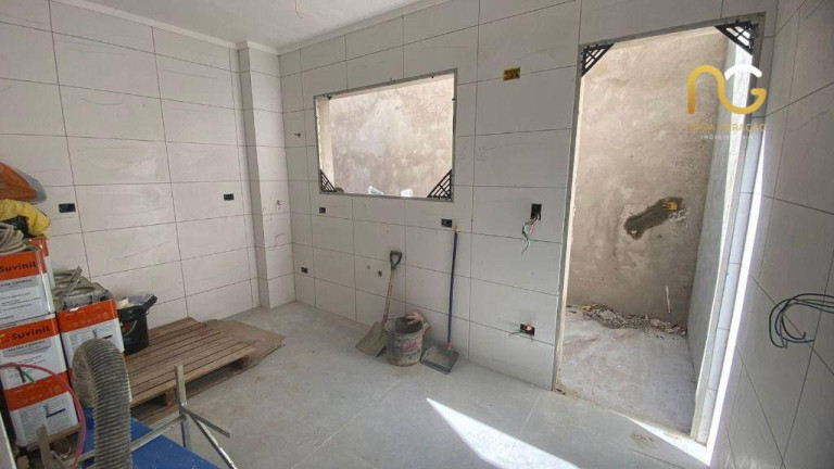 Imagem Casa com 4 Quartos à Venda, 100 m² em Vila Guilhermina - Praia Grande Imagem Casa com 4 Quartos à Venda, 100 m² em Vila Guilhermina - Praia Grande