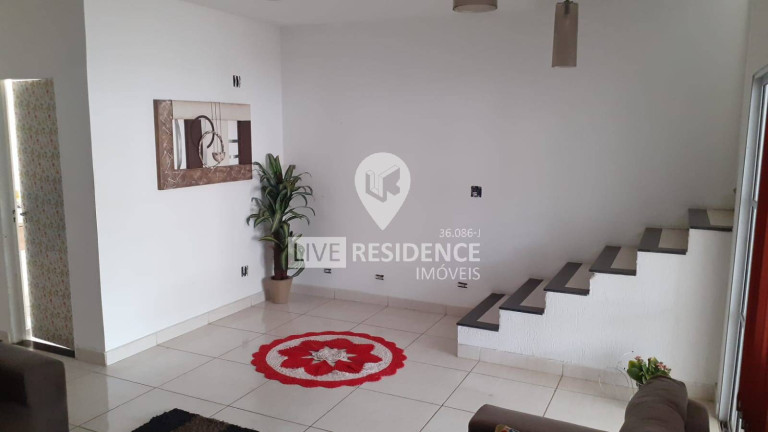 Imagem Casa com 3 Quartos à Venda, 215 m² em Capuava - Valinhos Imagem Casa com 3 Quartos à Venda, 215 m² em Capuava - Valinhos
