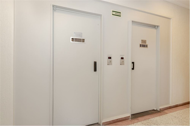 Imagem Apartamento com 3 Quartos à Venda, 95 m² em Centro Histórico - Porto Alegre