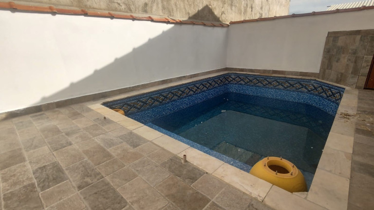 Imagem Casa com 2 Quartos à Venda, 125 m² em Jardim Leonor Jussara - Mongaguá Imagem Casa com 2 Quartos à Venda, 125 m² em Jardim Leonor Jussara - Mongaguá