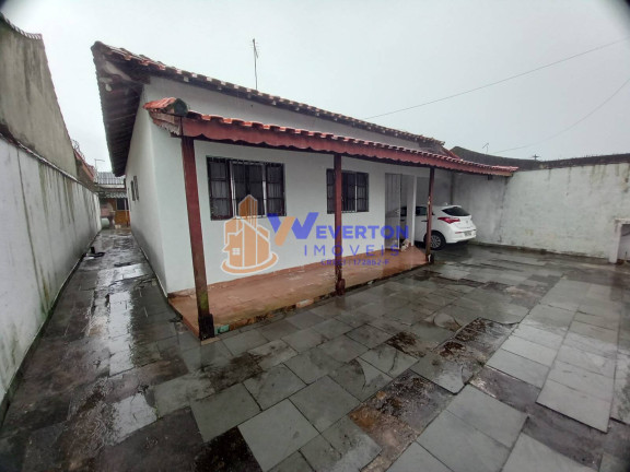 Casa com 3 Quartos à Venda, 330 m² em Itaguai - Mongaguá