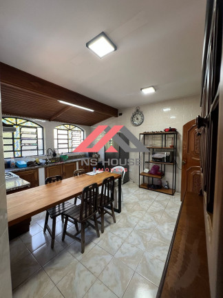 Imagem Casa com 3 Quartos à Venda, 259 m² em Roseira - Mairiporã