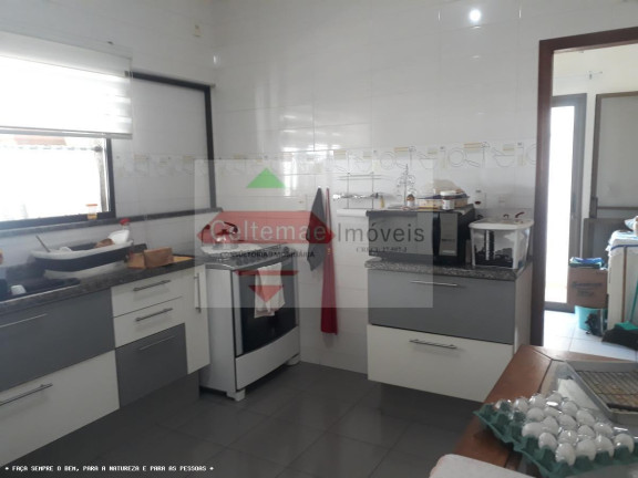 Imagem Casa com 5 Quartos à Venda, 258 m² em Loteamento Pinheiros De Tremembé - Tremembé Imagem Casa com 5 Quartos à Venda, 258 m² em Loteamento Pinheiros De Tremembé - Tremembé