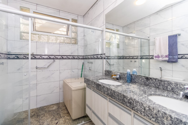 Imagem Casa com 4 Quartos à Venda, 265 m² em Saúde - São Paulo Imagem Casa com 4 Quartos à Venda, 265 m² em Saúde - São Paulo