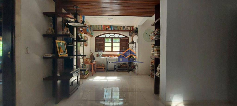 Imagem Casa com 4 Quartos à Venda, 200 m² em Vila Velha - Angra Dos Reis
