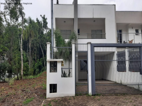 Sobrado com 3 Quartos à Venda, 300 m² em Juriti - Nova Petrópolis