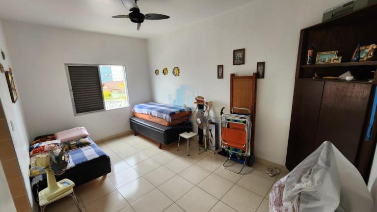Imagem Kitnet com 1 Quarto à Venda, 32 m² em Caiçara - Praia Grande Imagem Kitnet com 1 Quarto à Venda, 32 m² em Caiçara - Praia Grande