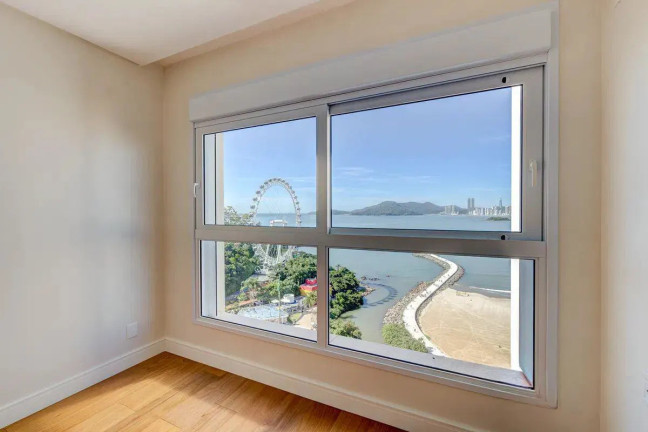 Imagem Apartamento com 3 Quartos à Venda, 160 m² em Pioneiros - Balneário Camboriú Imagem Apartamento com 3 Quartos à Venda, 160 m² em Pioneiros - Balneário Camboriú
