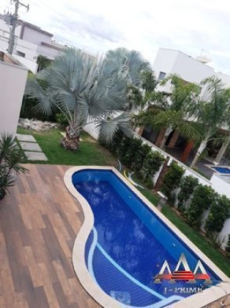 Imagem Casa com 4 Quartos à Venda, 440 m² em Jardim Itália - Cuiabá