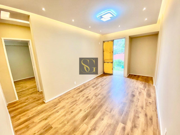 Apartamento com 2 Quartos à Venda, 70 m² em Várzea - Teresópolis