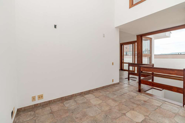 Imagem Cobertura com 3 Quartos à Venda, 358 m² em Petrópolis - Porto Alegre