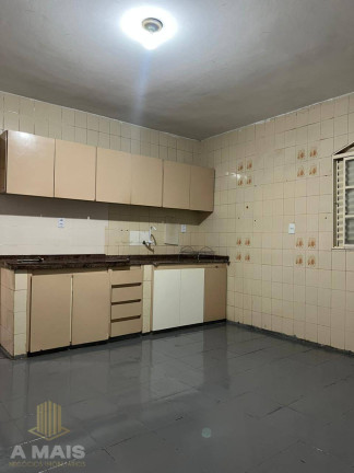 Imagem Casa com 4 Quartos à Venda, em Feliz - Goiânia Imagem Casa com 4 Quartos à Venda, em Feliz - Goiânia