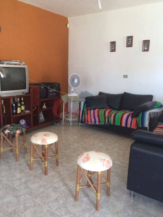 Imagem Casa com 2 Quartos à Venda, 88 m² em Barranco Alto - Caraguatatuba