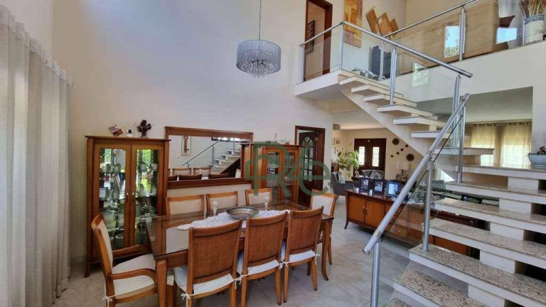 Imagem Casa com 4 Quartos à Venda, 380 m² em Parque Das Artes - Embu Das Artes