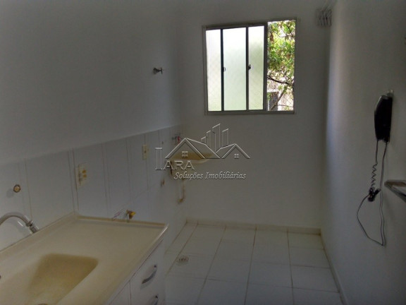 Imagem Apartamento com 2 Quartos à Venda,  em Itaquera - Sao Paulo