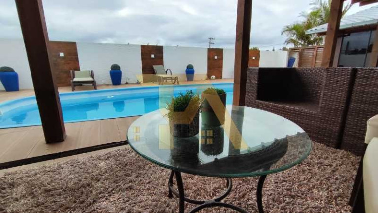 Imagem Imóvel com 3 Quartos à Venda, 362 m² em Araçatuba - Imbituba