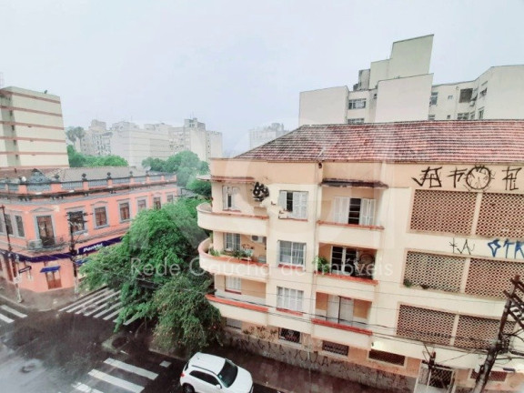 Imagem Apartamento com 2 Quartos à Venda, 70 m² em Centro Histórico - Porto Alegre Imagem Apartamento com 2 Quartos à Venda, 70 m² em Centro Histórico - Porto Alegre