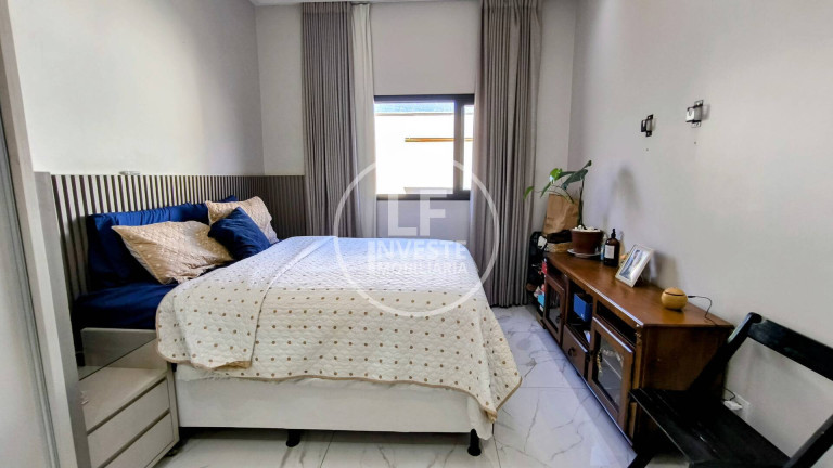 Imagem Casa com 3 Quartos à Venda, 300 m² em Residencial Brisas Da Mata - Goiânia Imagem Casa com 3 Quartos à Venda, 300 m² em Residencial Brisas Da Mata - Goiânia