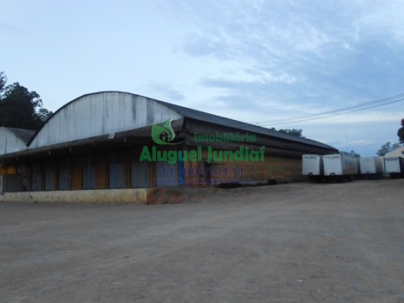 Galpão à Venda ou Temporada, 1.700 m² em Caxambu - Jundiaí