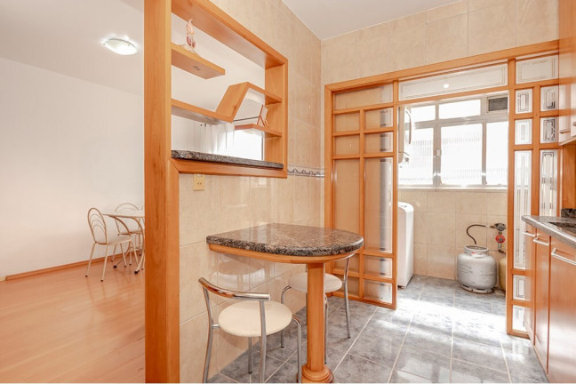 Imagem Imóvel com 2 Quartos à Venda, 59 m² em Passo Da Areia - Porto Alegre