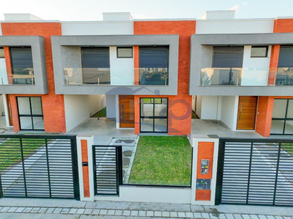 Sobrado com 3 Quartos à Venda, 161 m² em Centro - Passo De Torres