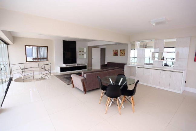 Imagem Cobertura com 5 Quartos à Venda, 623 m² em Barra Sul - Balneário Camboriú