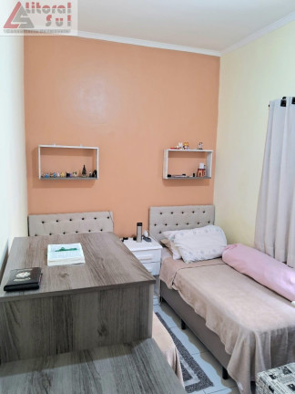 Imagem Casa com 3 Quartos à Venda, 175 m² em Tupi - Praia Grande Imagem Casa com 3 Quartos à Venda, 175 m² em Tupi - Praia Grande