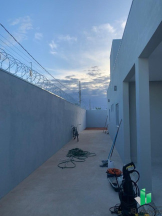 Imagem Casa com 3 Quartos à Venda, 115 m² em Bairro Jardim Primavera - Montes Claros