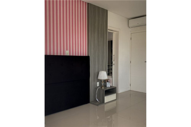 Imagem Casa com 4 Quartos à Venda, 284 m² em Centro - Balneário Camboriú